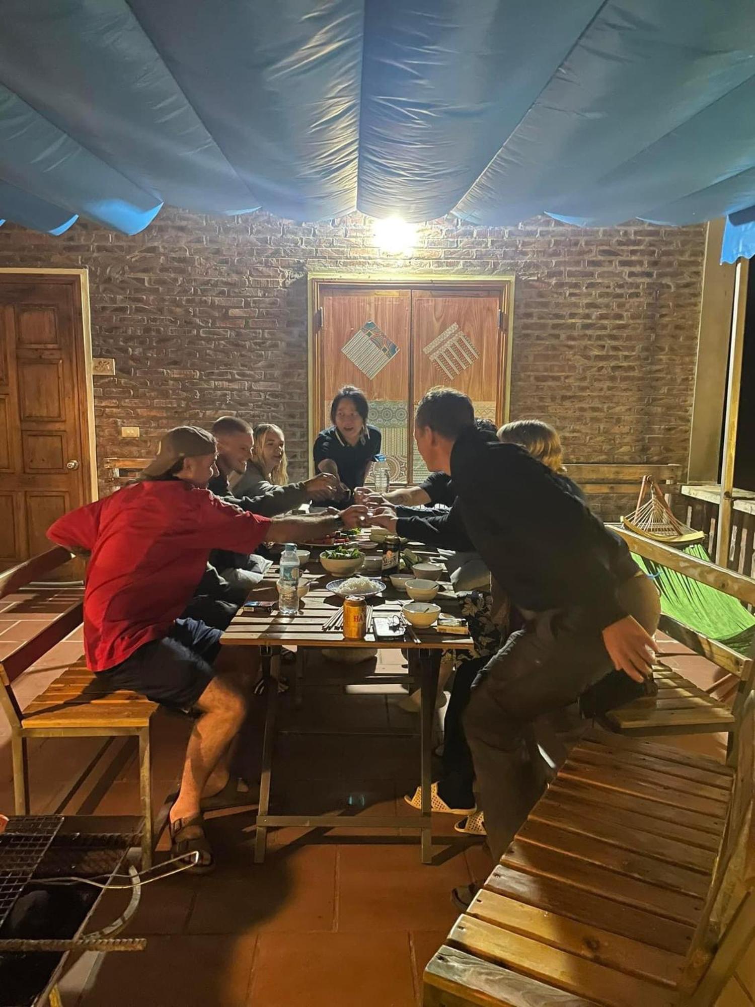 Stone Paradise Homestay ซาปา ภายนอก รูปภาพ